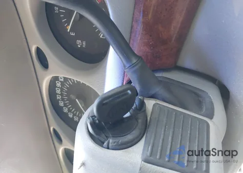 2003 Buick Lesabre Limited z USA, uszkodzony, nr VIN 1G4HR54K03U225982